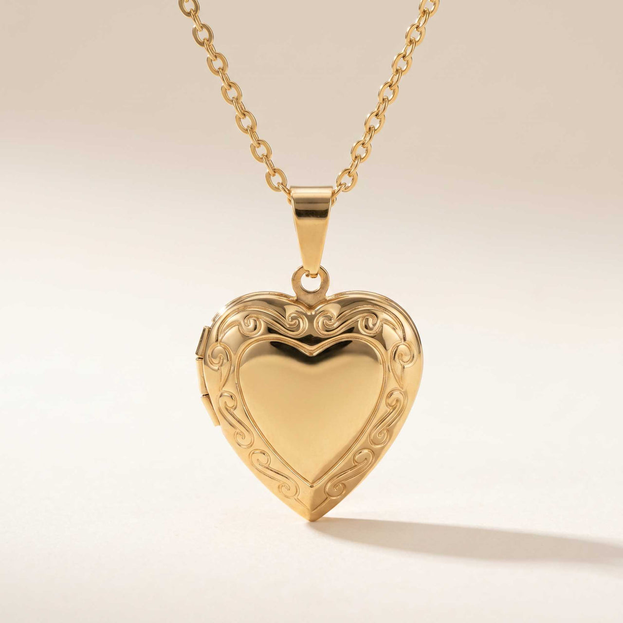 Scroll Heart Photo Locket Necklace