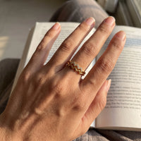Thumbnail for The Zigzag ring in gold worn, showing its real size | SKU: lezigzag