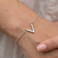 Thumbnail for Chevron bracelet — close-up of the details, silver | SKU: 9443177-white-gold