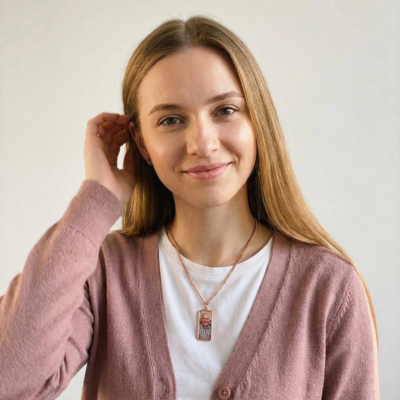 Woman wearing the rose gold bar photo necklace with her late grandfather's photo | SKU: TPH-BARN-ROSEGOLD
