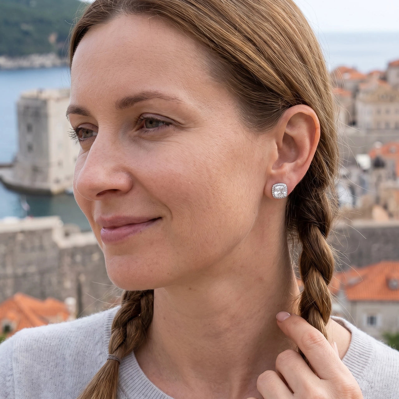 Bridal earrings — worn on a getaway, silver | SKU: 505185-white